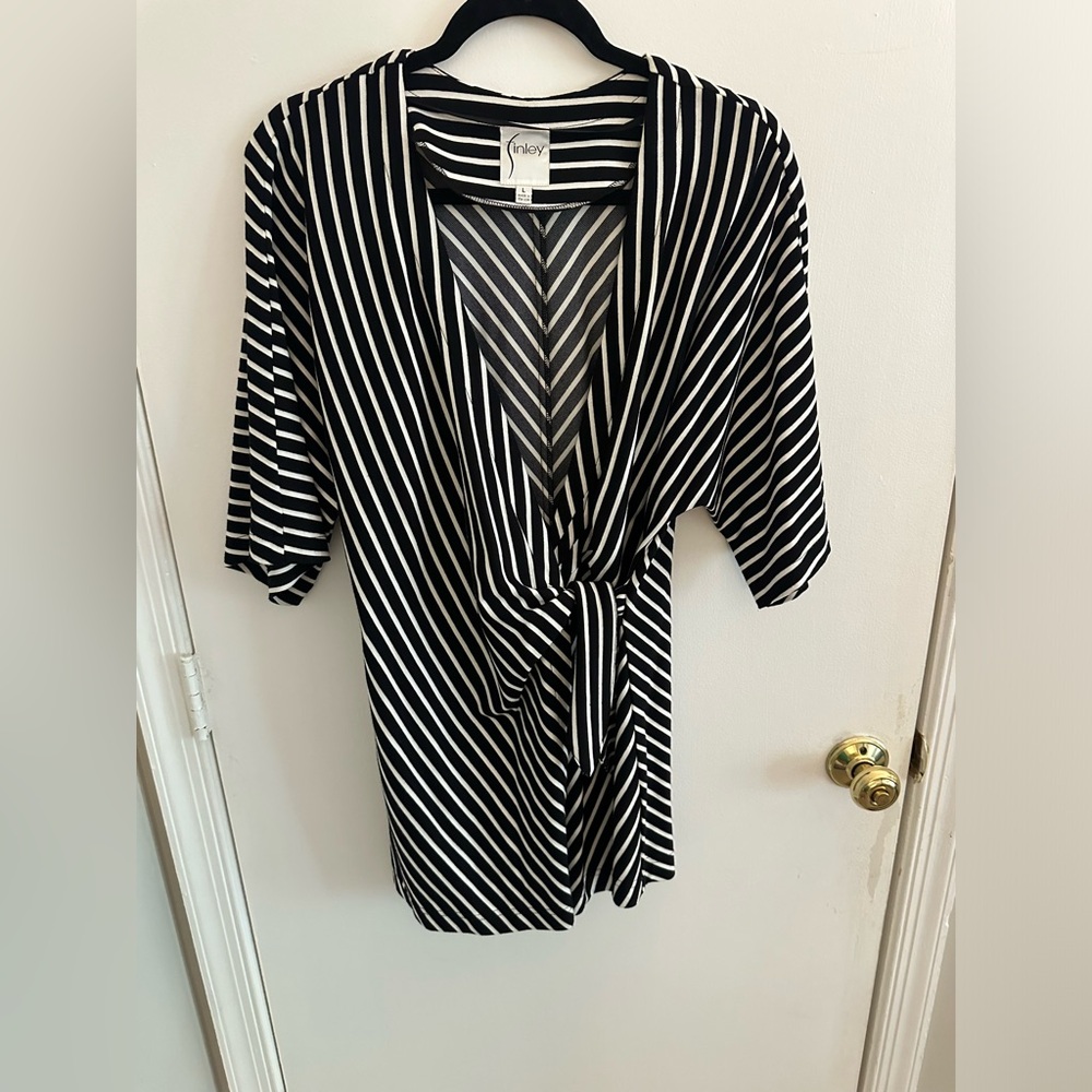 Finley Top (Wrap top)